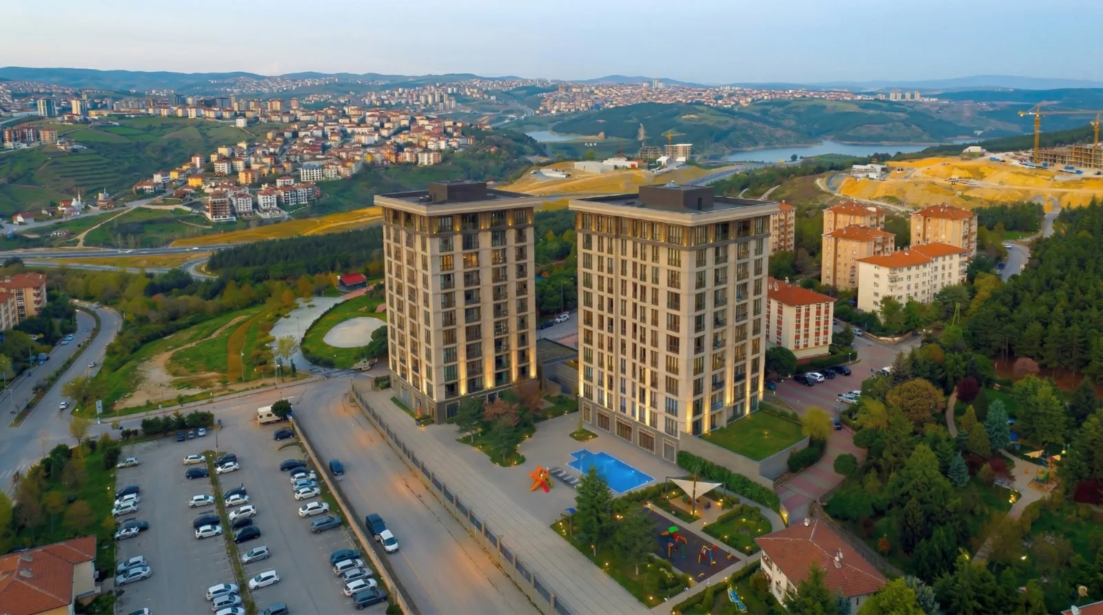 Gaziosmanpaşa 3+1 — 101 m² Net with Forest and City Views